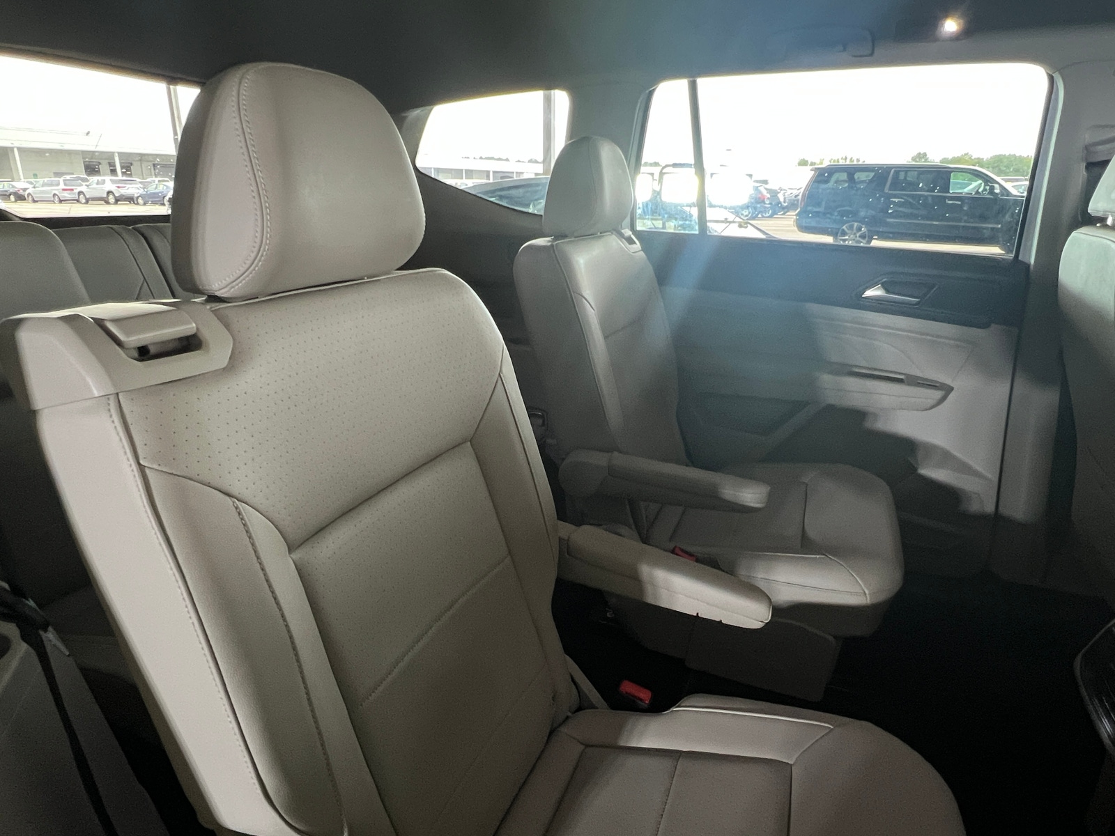 Thumbnail: 2021 Volkswagen Atlas - 5