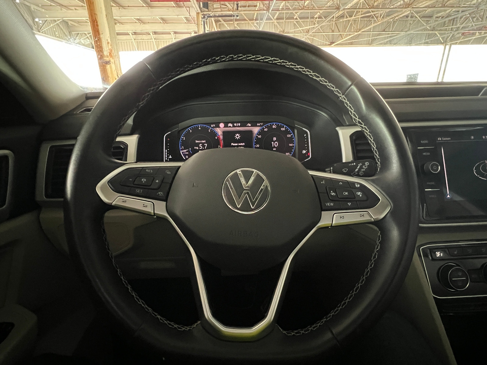 Thumbnail: 2021 Volkswagen Atlas - 4