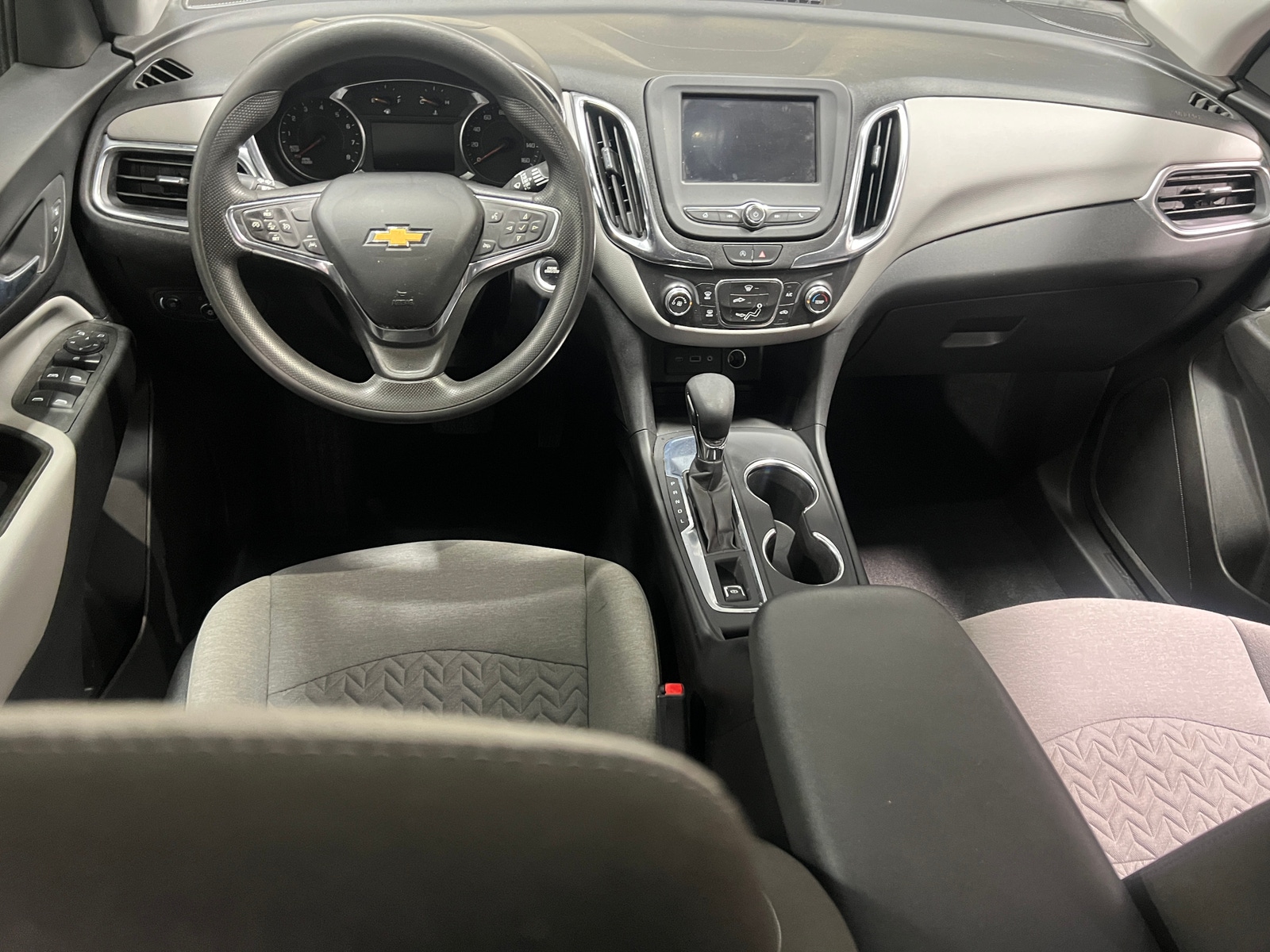 Thumbnail: 2024 Chevrolet Equinox - 3