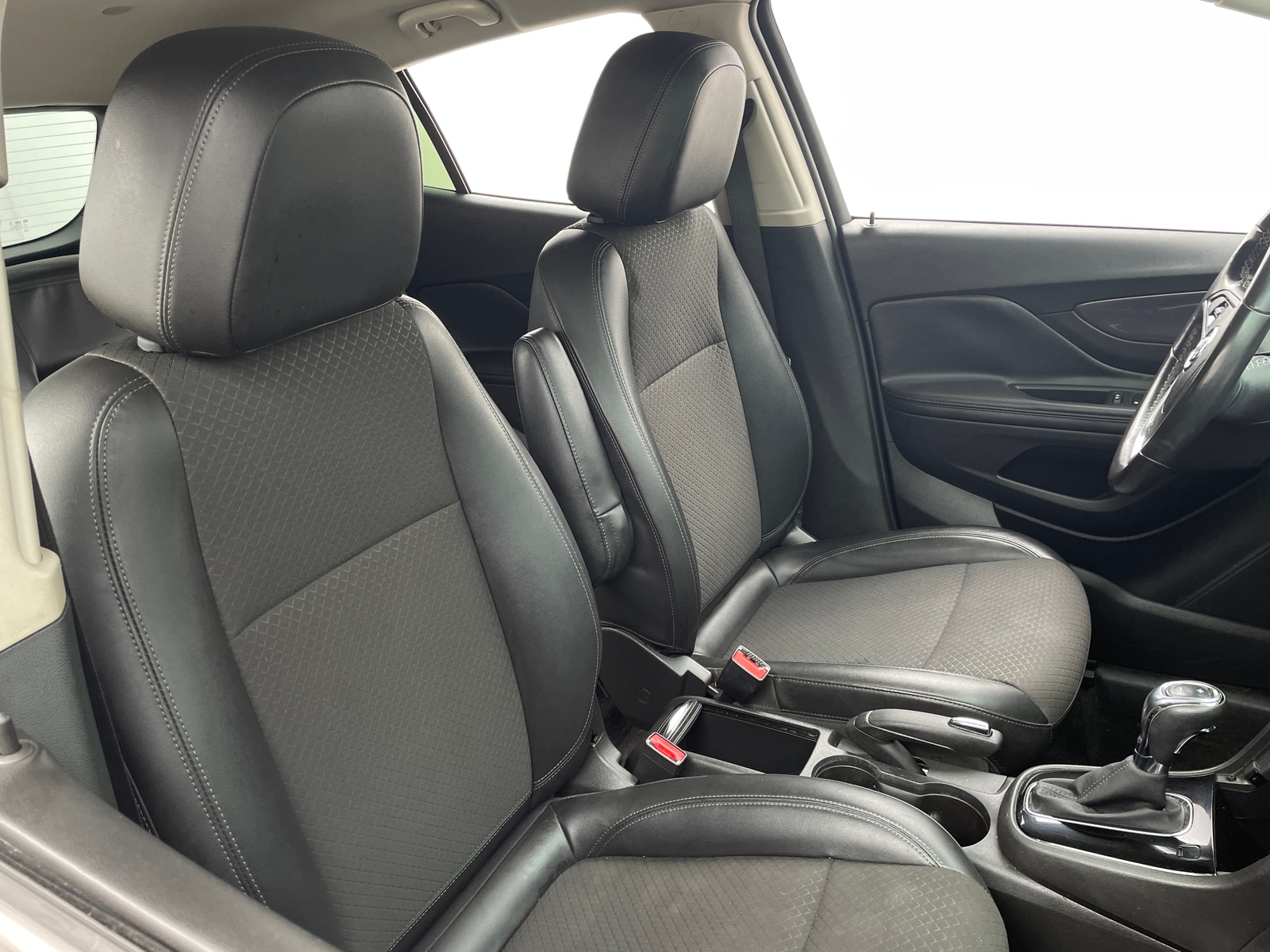 Thumbnail: 2019 Buick Encore - 2
