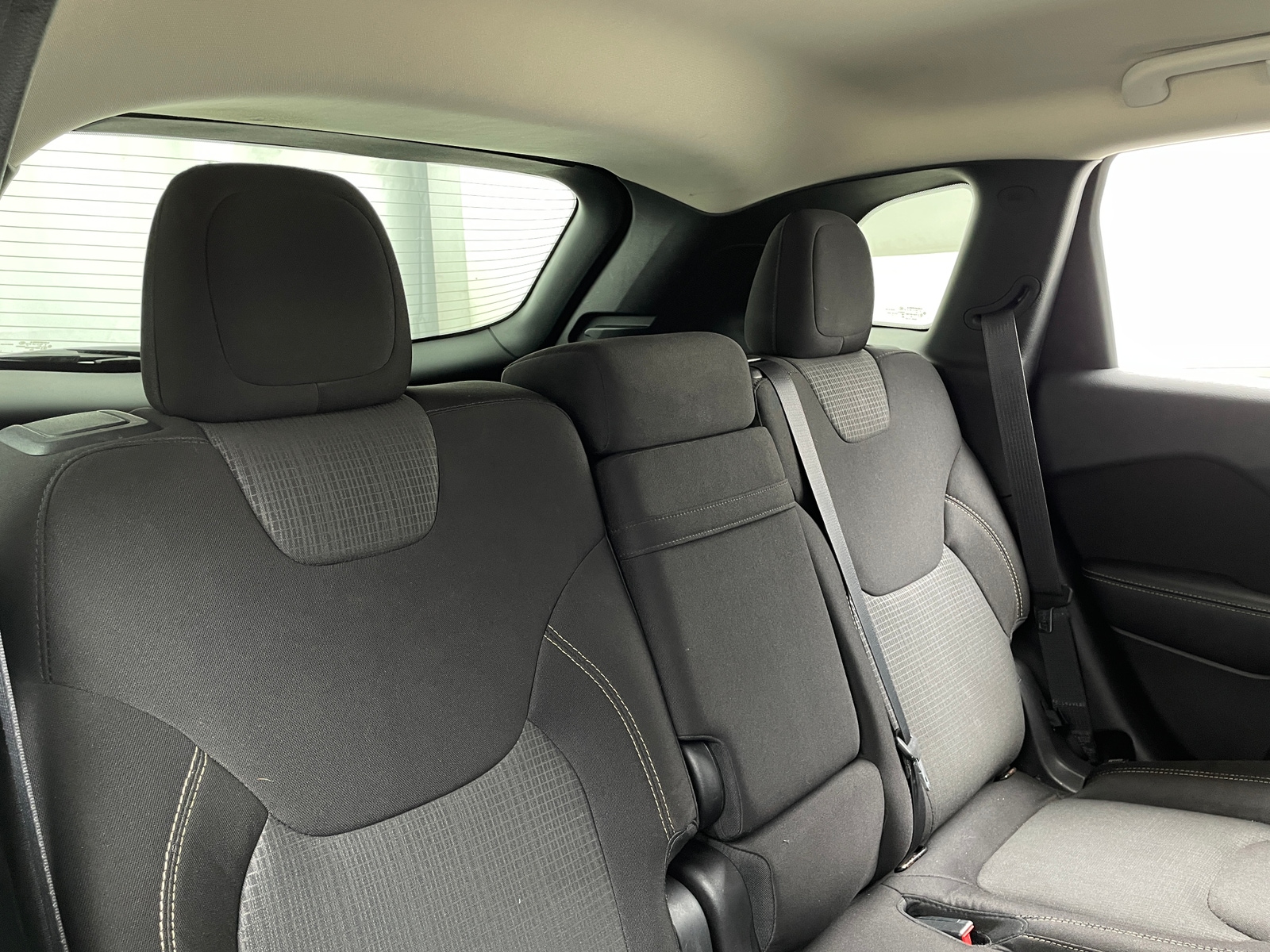 Thumbnail: 2015 Jeep Cherokee - 6