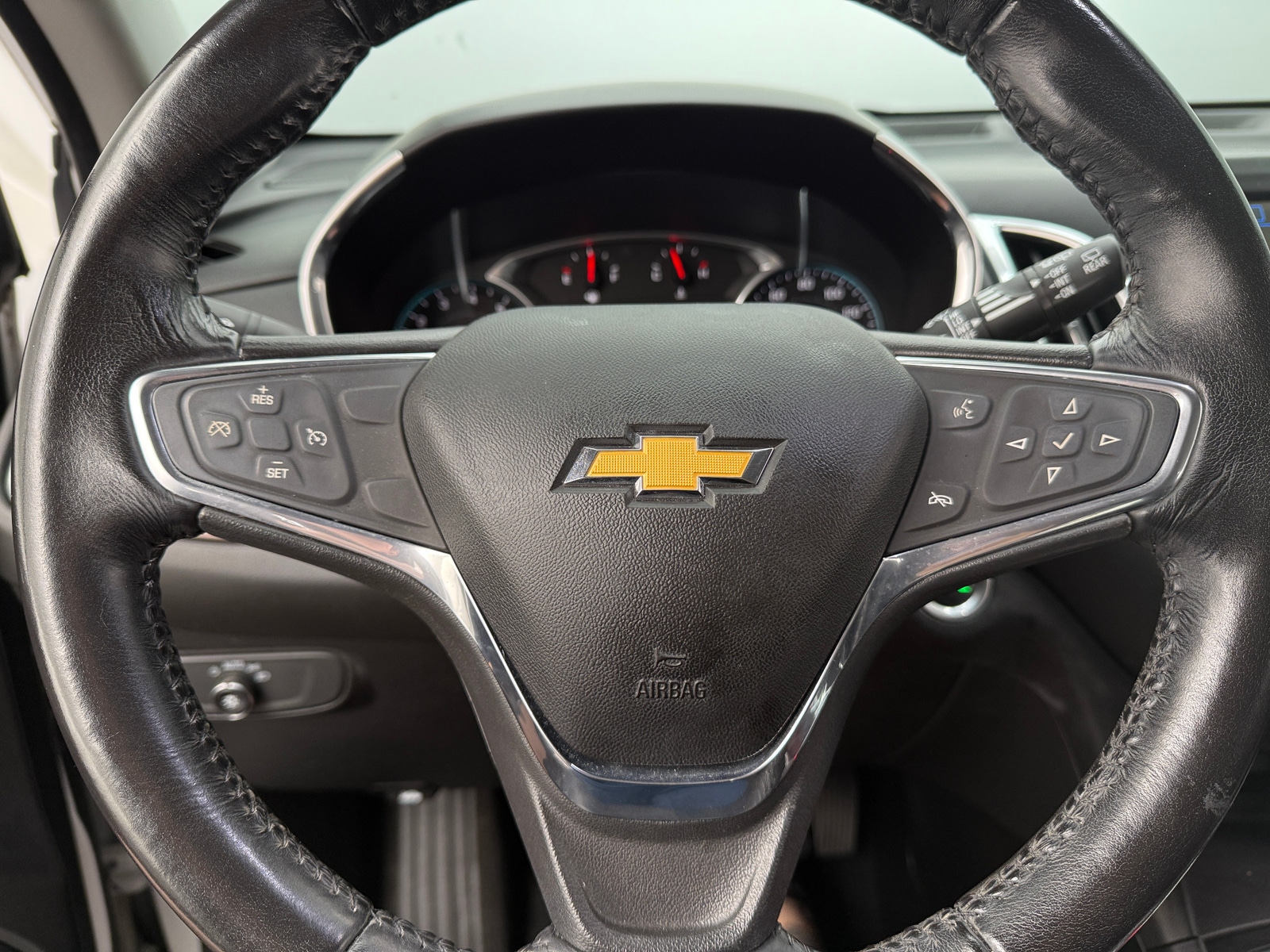 Thumbnail: 2019 Chevrolet Equinox - 5