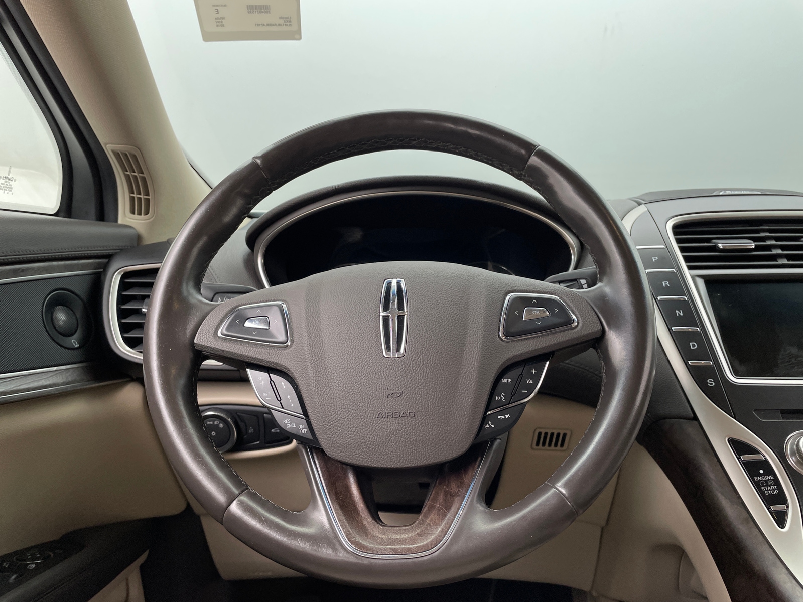 Thumbnail: 2016 Lincoln MKX - 4