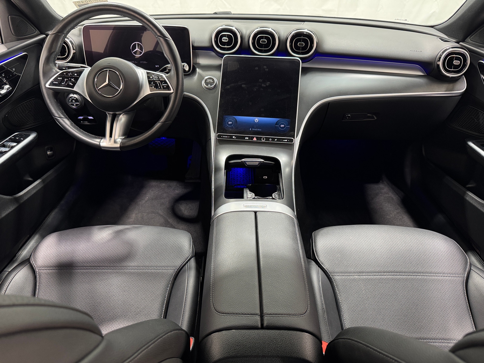 Thumbnail: 2024 Mercedes-Benz C-Class - 2