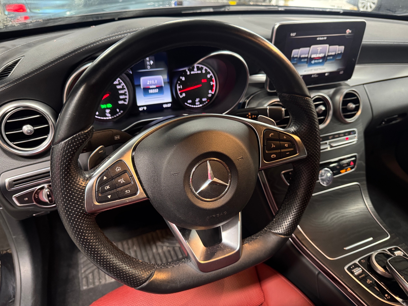 Thumbnail: 2017 Mercedes-Benz C-Class - 4