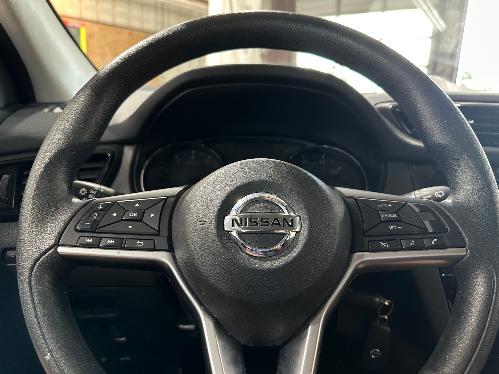 Thumbnail: 2021 Nissan Rogue Sport - 5