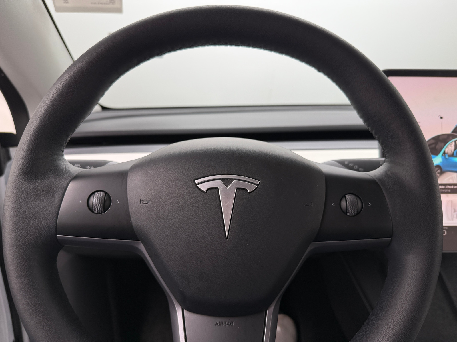Thumbnail: 2023 Tesla Model Y - 4