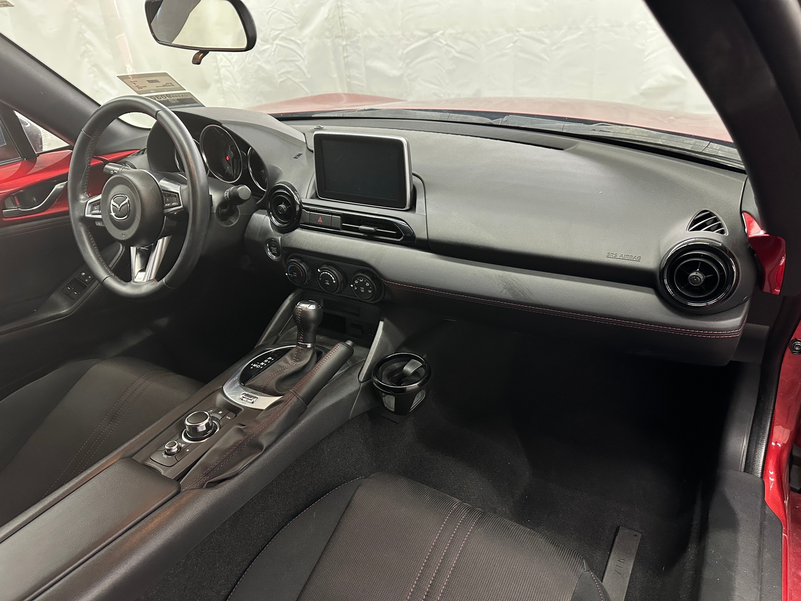 Thumbnail: 2016 Mazda MX-5 Miata - 3