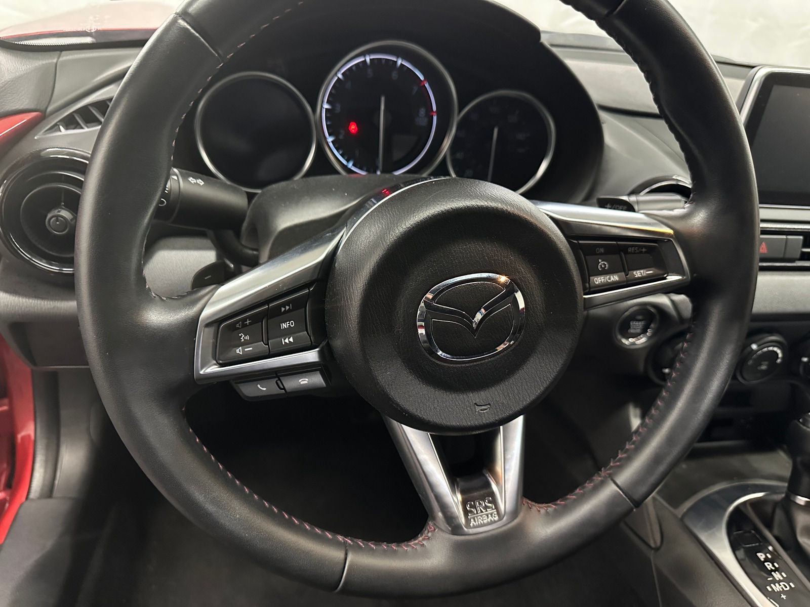 Thumbnail: 2016 Mazda MX-5 Miata - 5