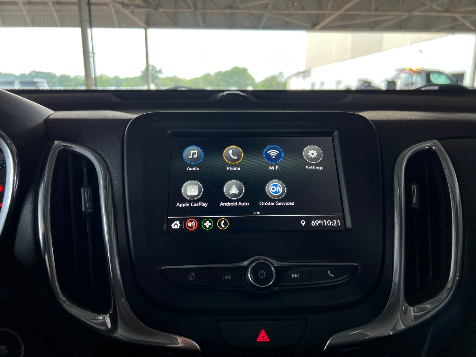 Thumbnail: 2019 Chevrolet Equinox - 4