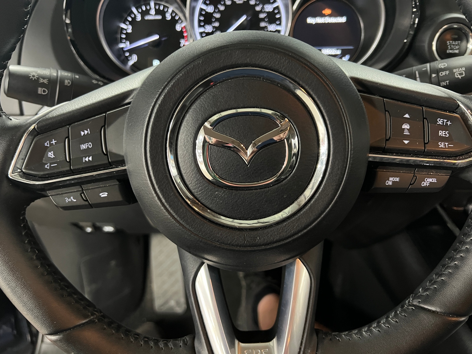 Thumbnail: 2023 Mazda CX-9 - 4