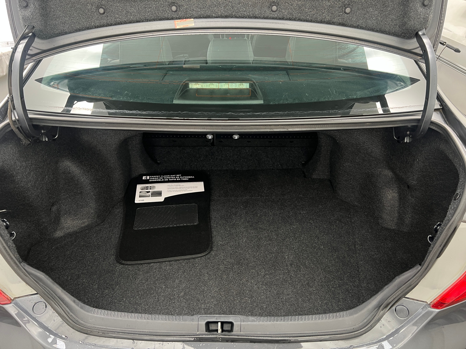 Thumbnail: 2012 Toyota Camry - 7