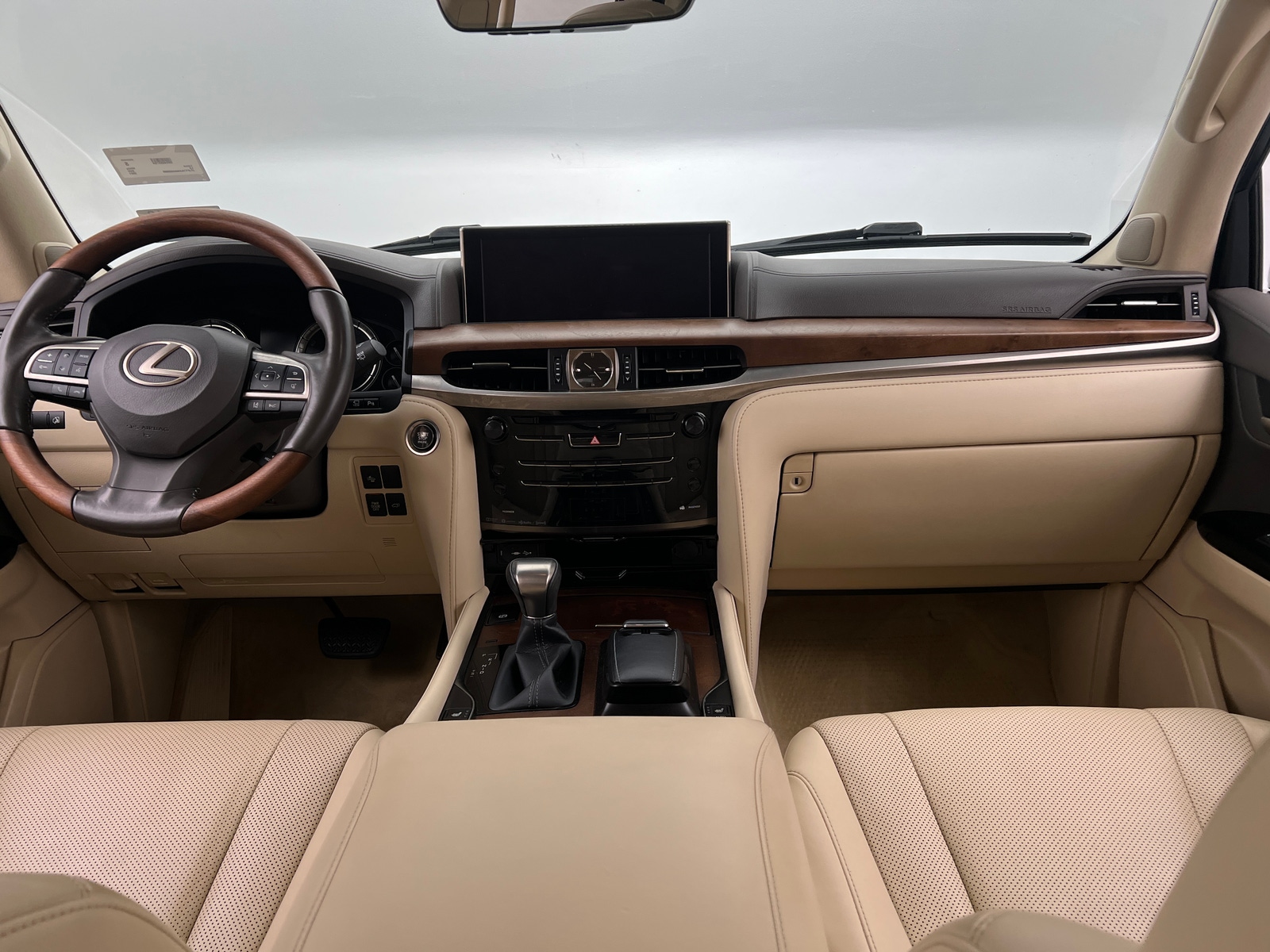 Thumbnail: 2021 Lexus LX - 2