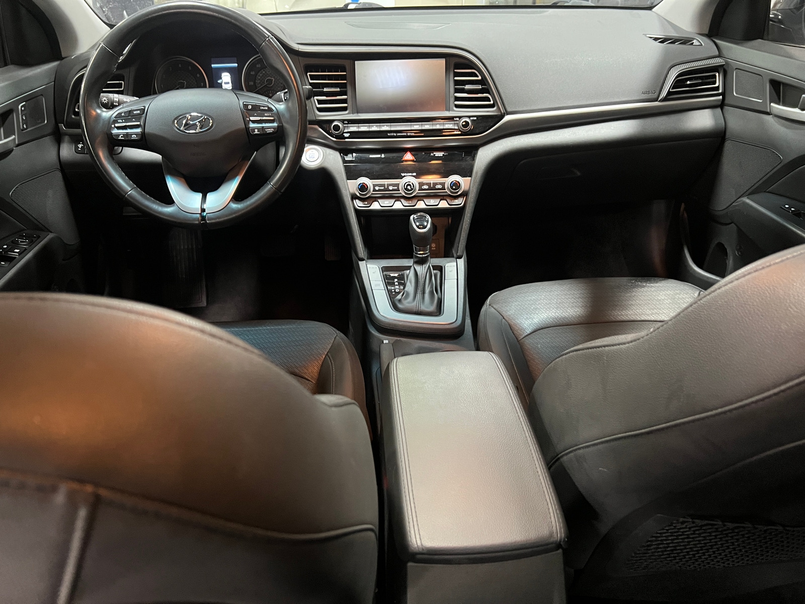 Thumbnail: 2019 Hyundai Elantra - 2