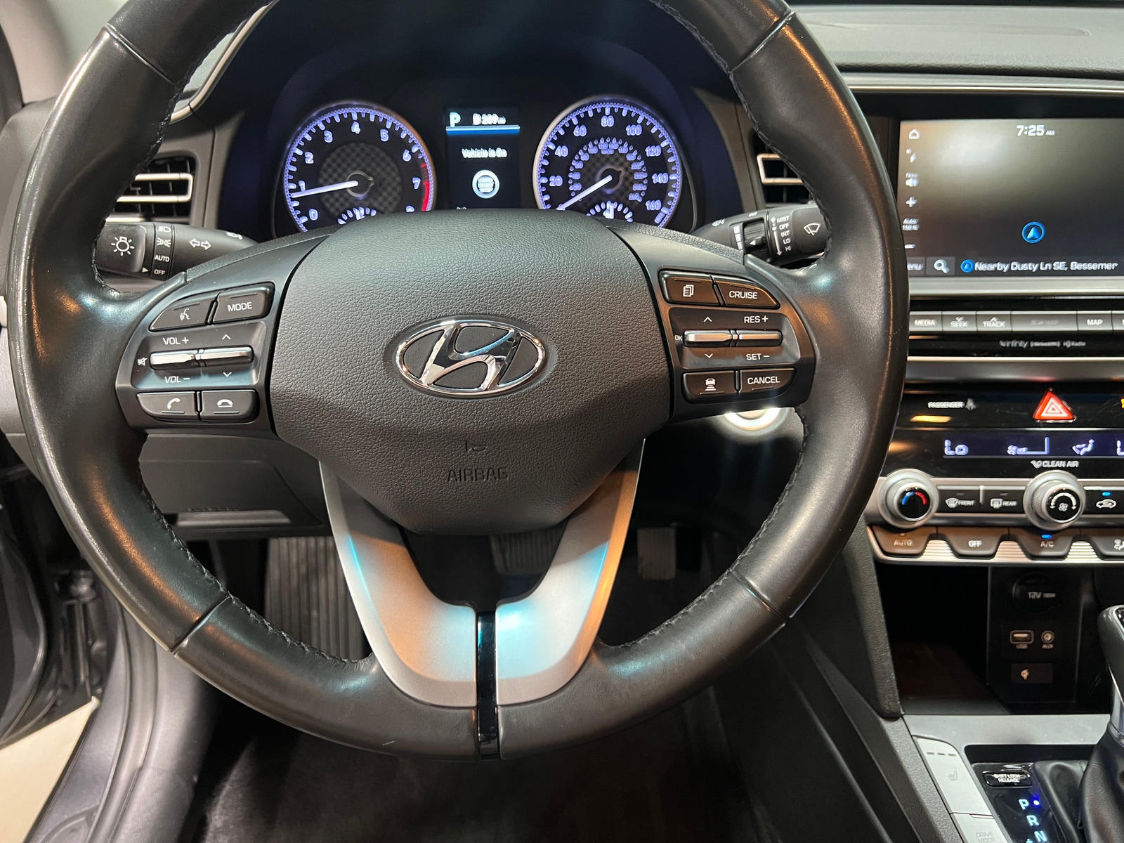 Thumbnail: 2019 Hyundai Elantra - 4