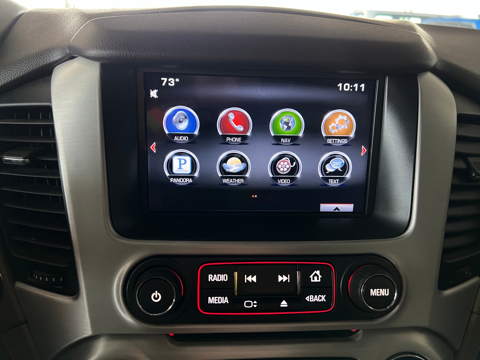 Thumbnail: 2015 GMC Yukon XL - 3