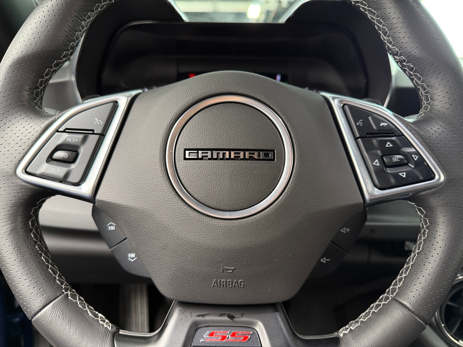 Thumbnail: 2022 Chevrolet Camaro - 4