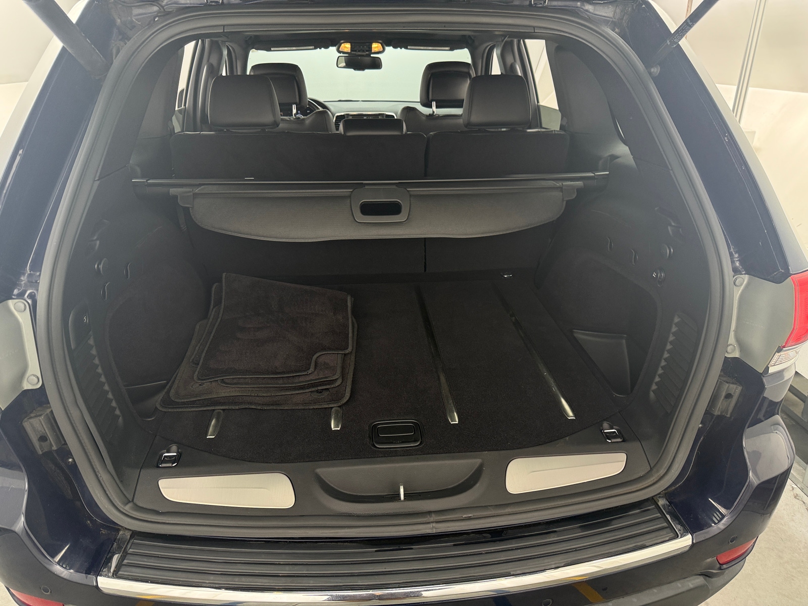 Thumbnail: 2016 Jeep Grand Cherokee - 6