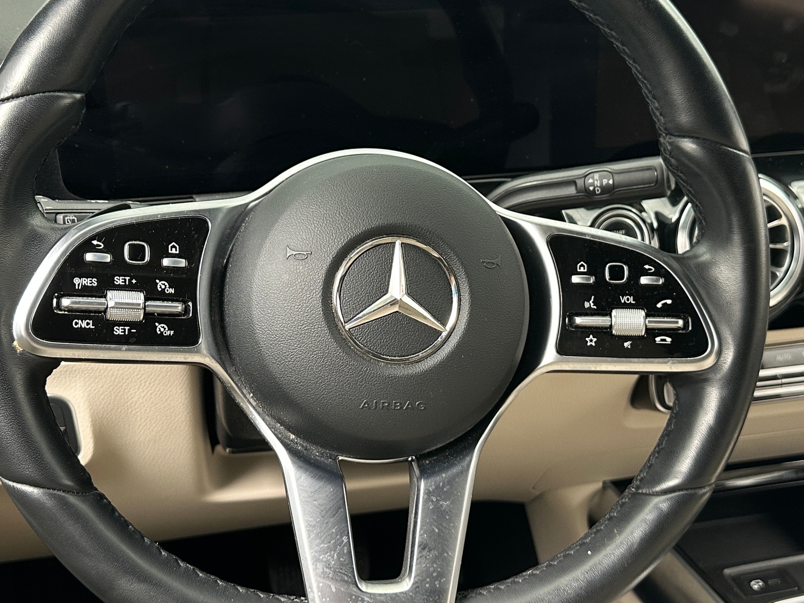Thumbnail: 2023 Mercedes-Benz GLA - 4
