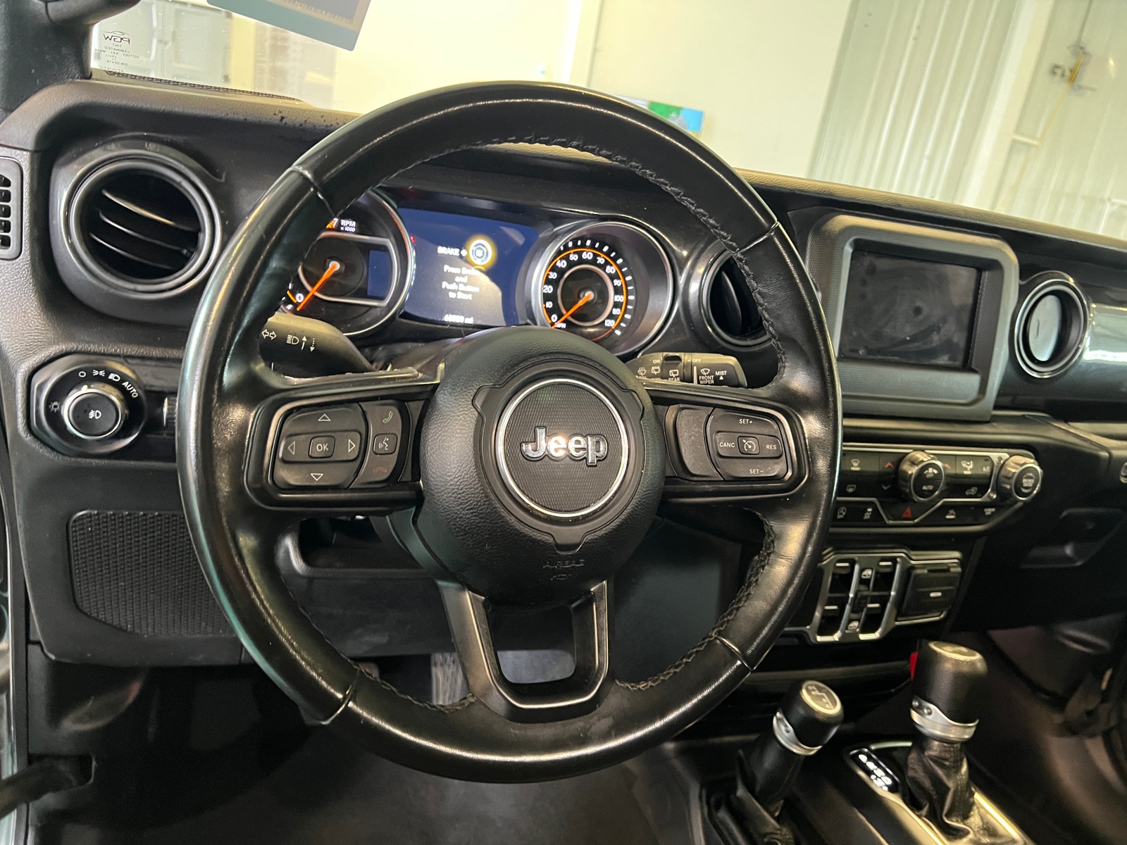 Thumbnail: 2021 Jeep Wrangler - 5