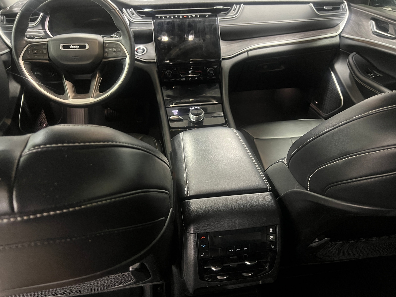 Thumbnail: 2021 Jeep Grand Cherokee L - 2