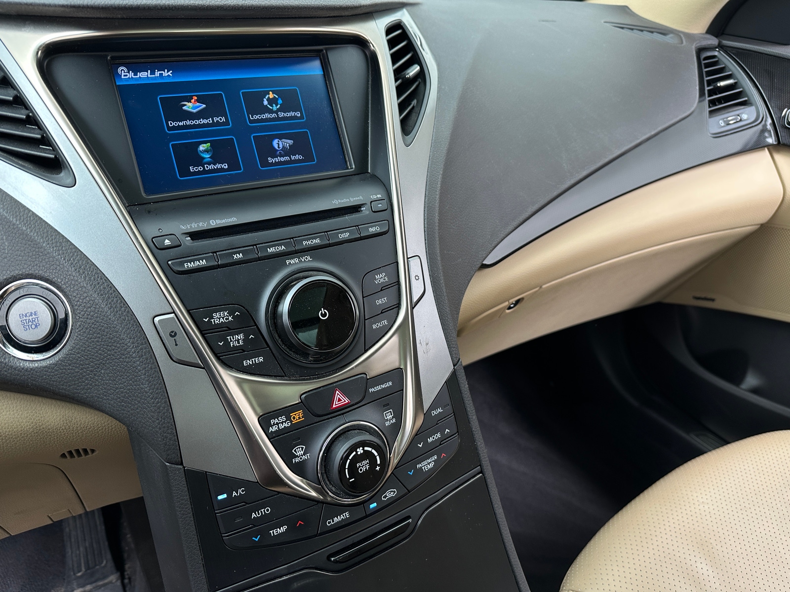 Thumbnail: 2013 Hyundai Azera - 3