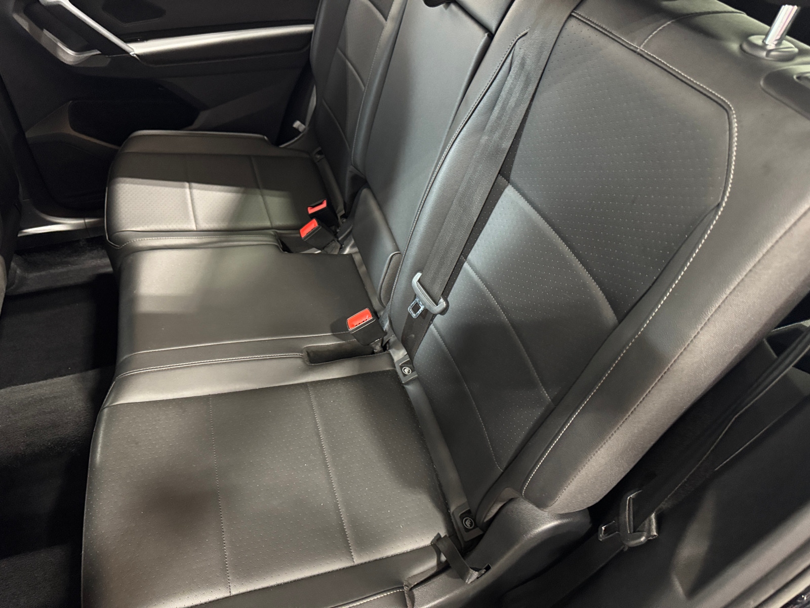 Thumbnail: 2018 Volkswagen Tiguan - 5