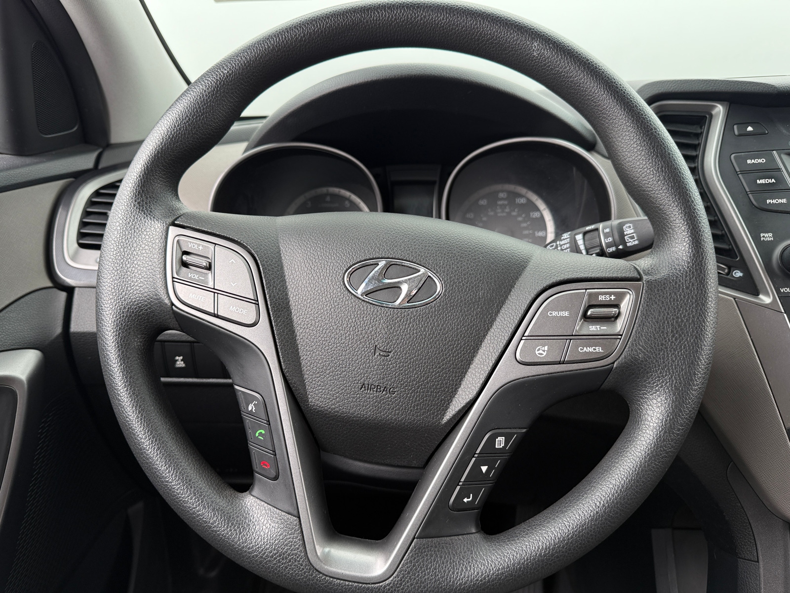 Thumbnail: 2014 Hyundai Santa Fe - 5