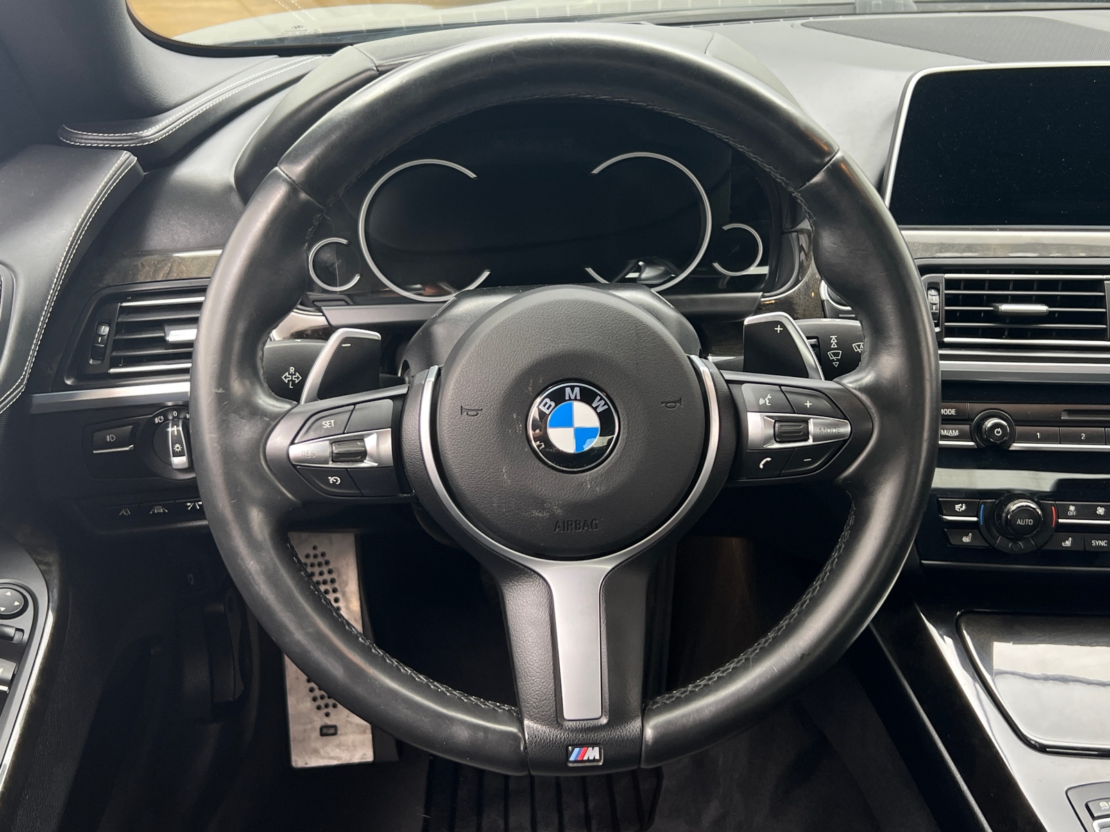 Thumbnail: 2016 BMW 6 Series - 4