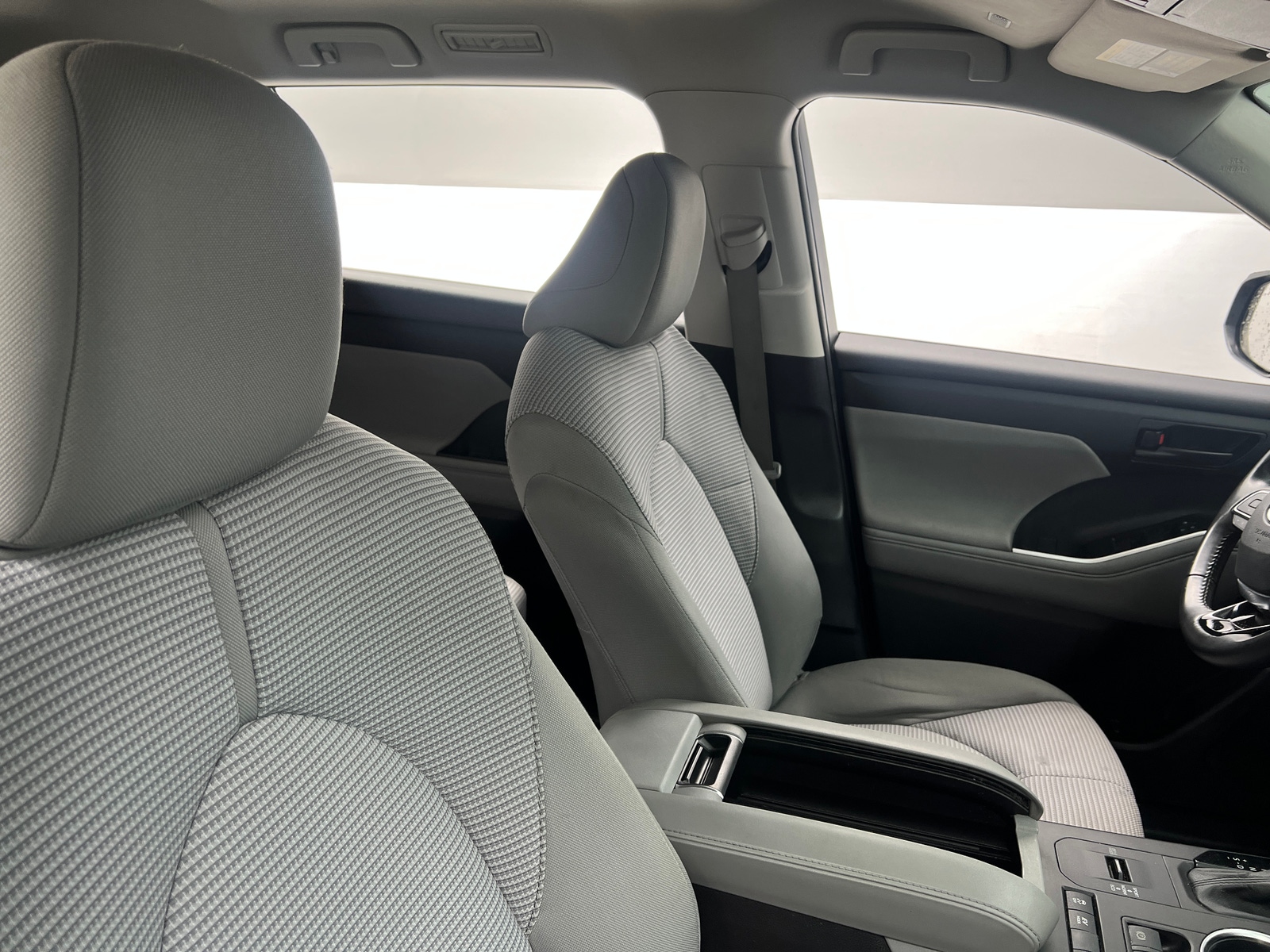 Thumbnail: 2021 Toyota Highlander - 2