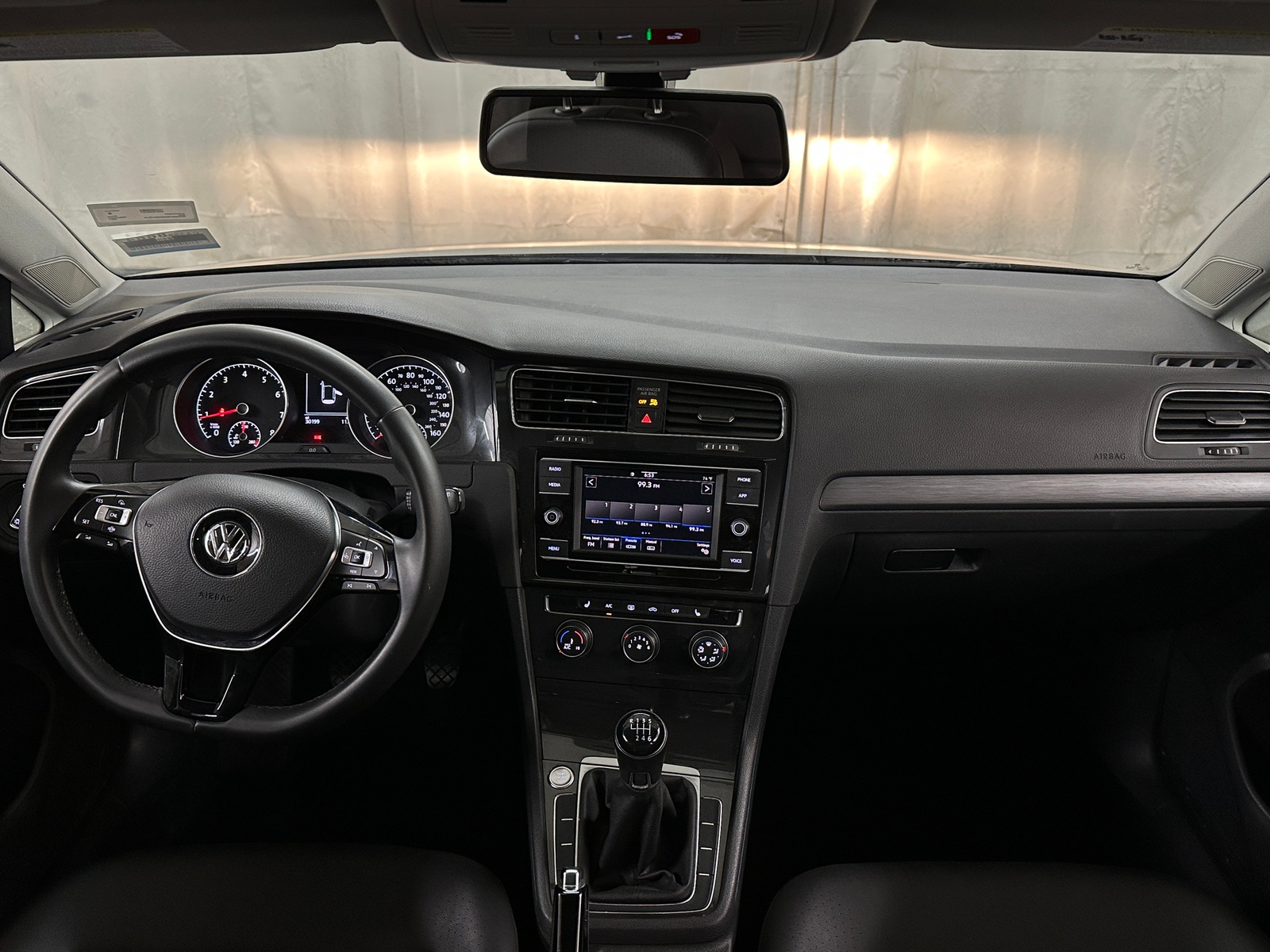 Thumbnail: 2021 Volkswagen Golf - 2