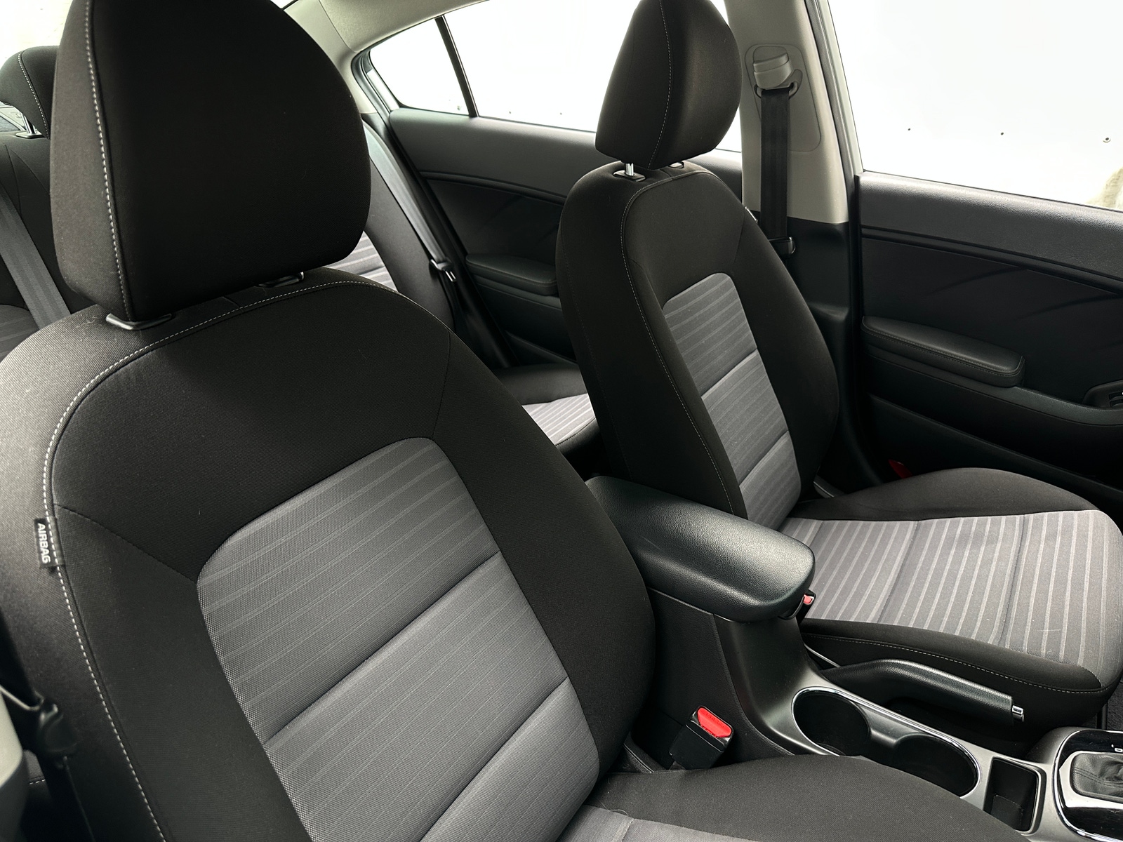 Thumbnail: 2018 Kia Forte - 2