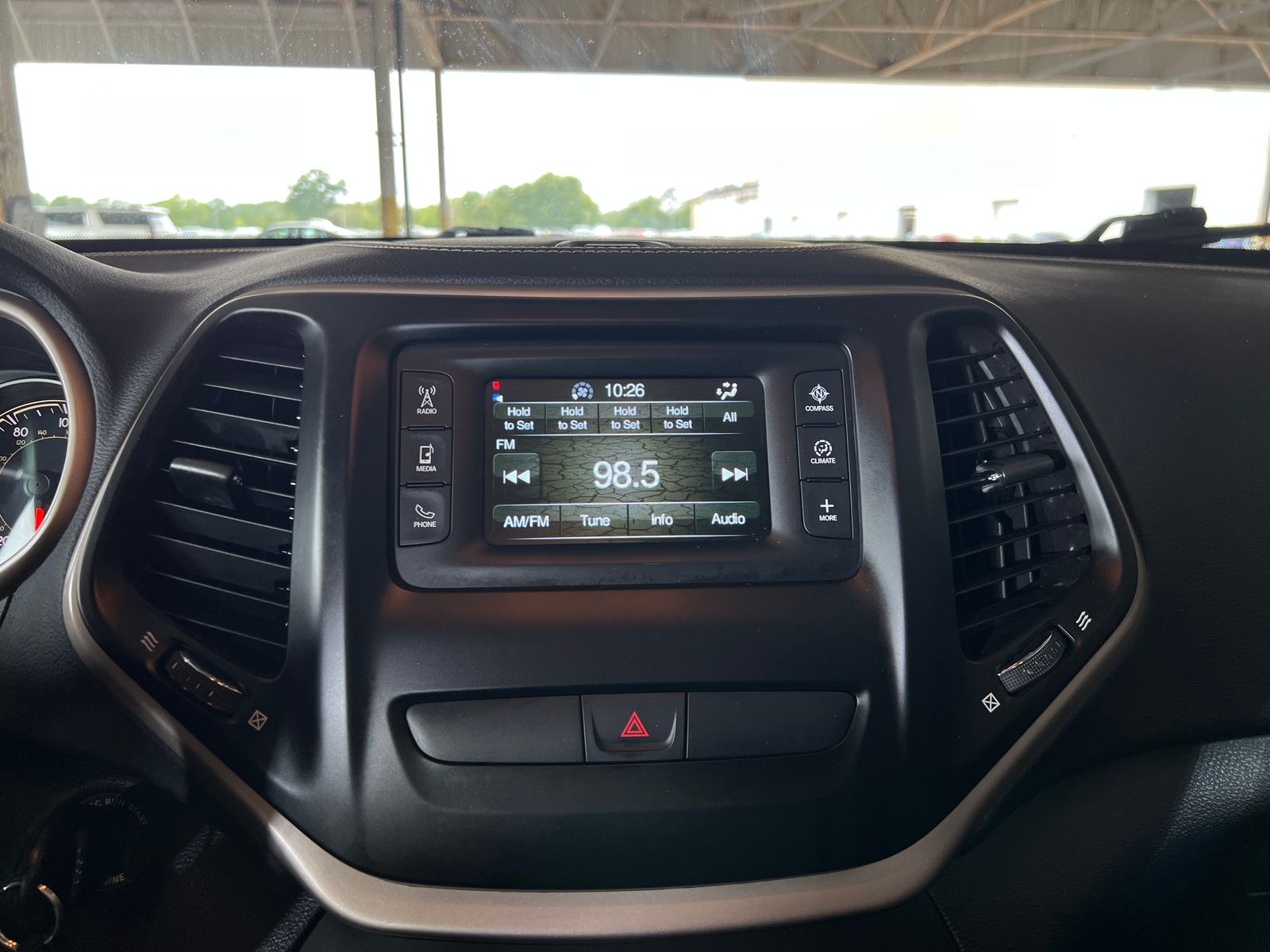 Thumbnail: 2016 Jeep Cherokee - 4