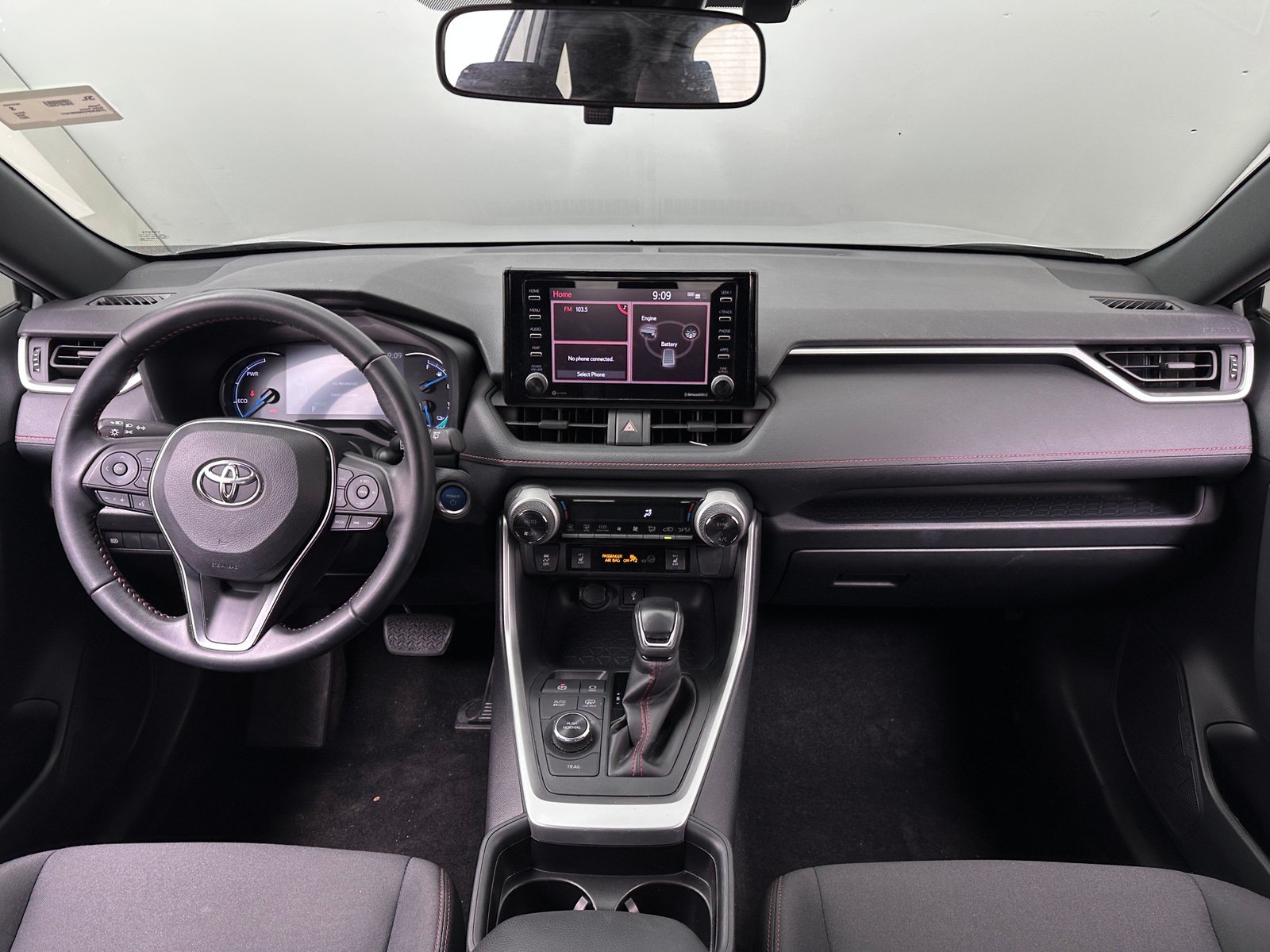Thumbnail: 2021 Toyota RAV4 - 3