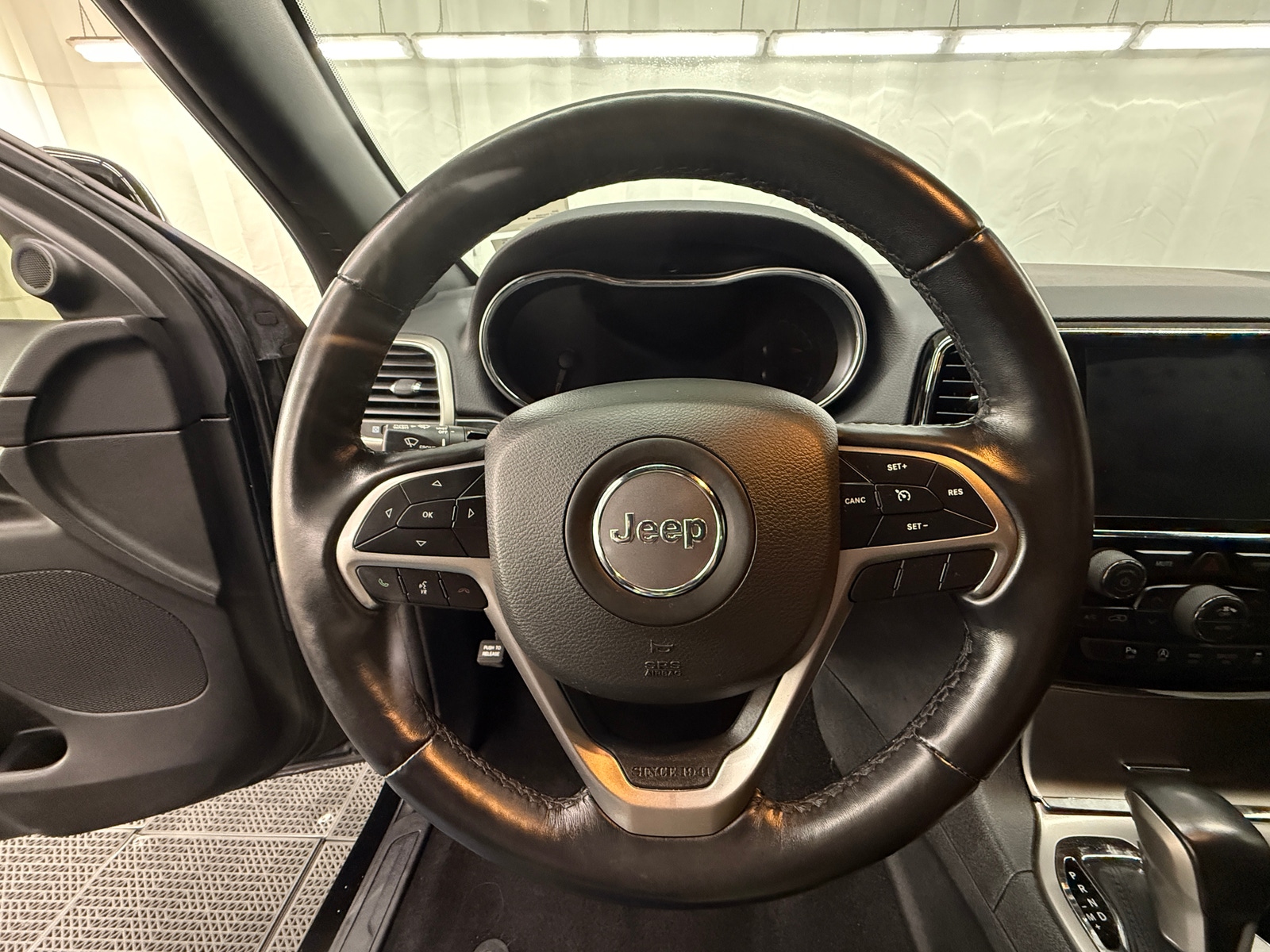 Thumbnail: 2021 Jeep Grand Cherokee - 5