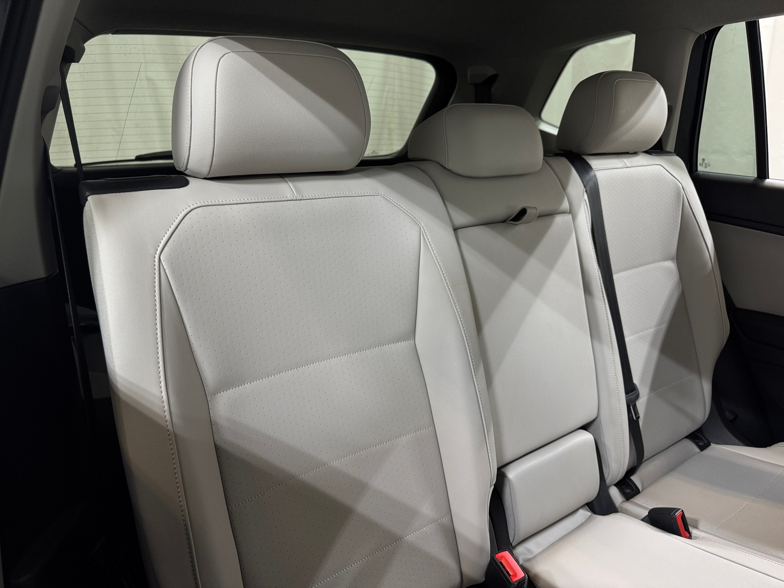 Thumbnail: 2018 Volkswagen Tiguan - 5
