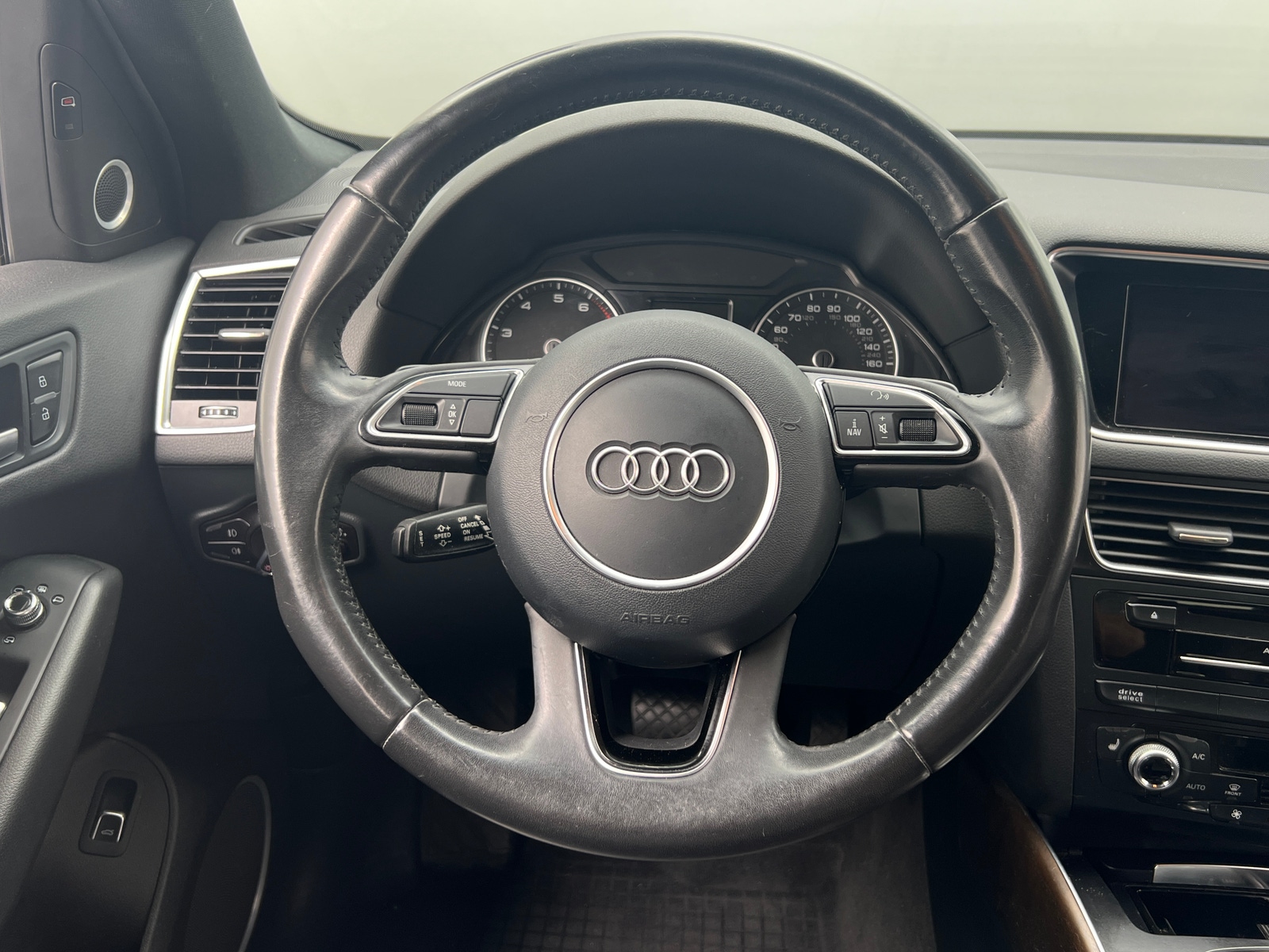 Thumbnail: 2016 Audi Q5 - 4