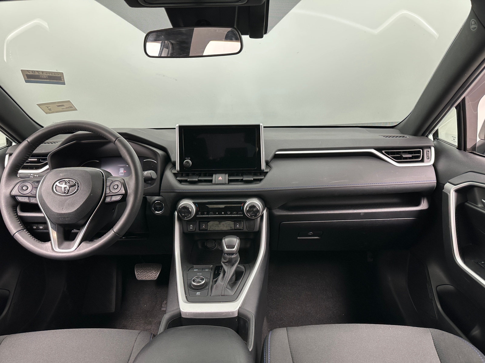 Thumbnail: 2023 Toyota RAV4 - 3