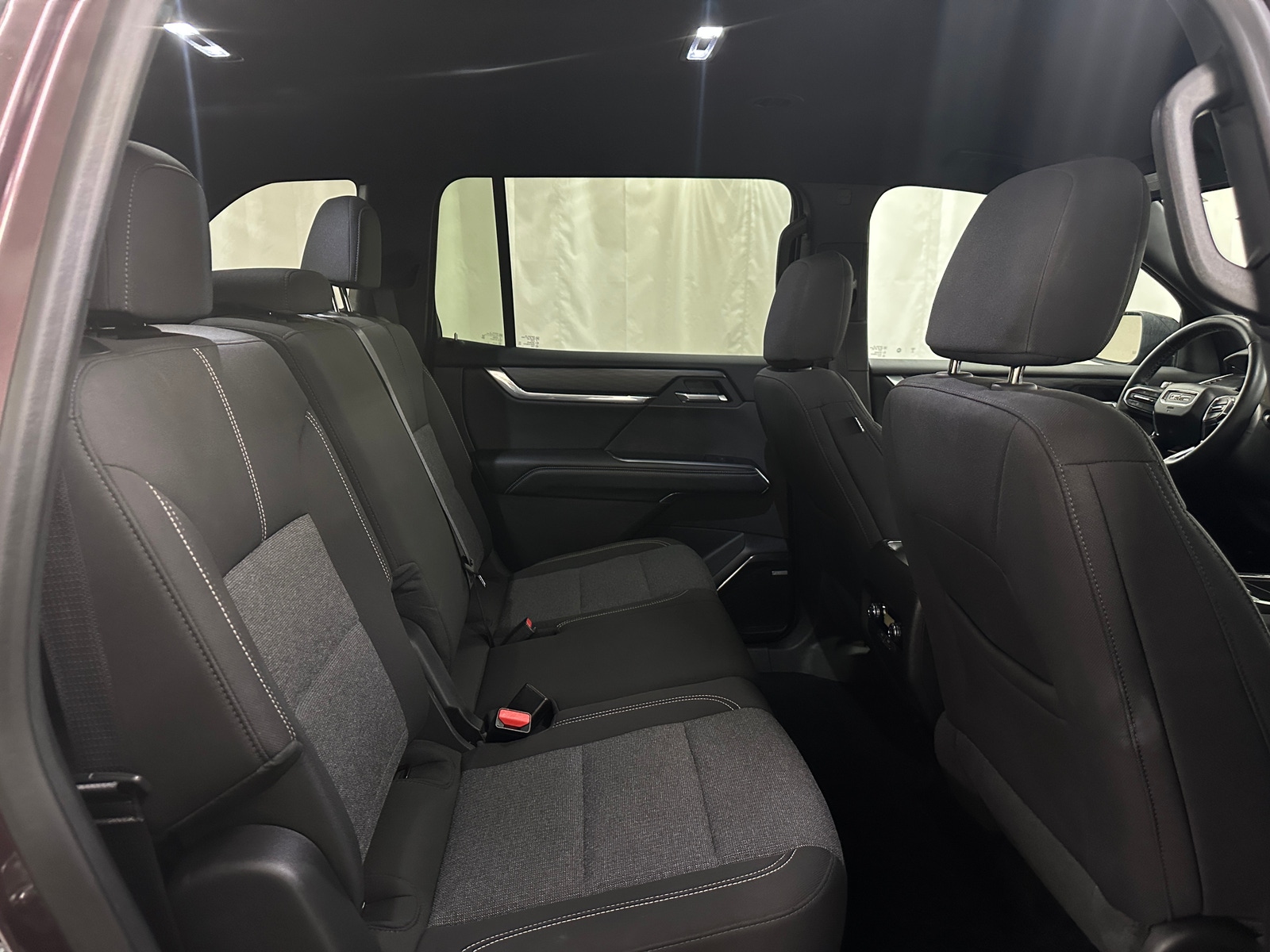 Thumbnail: 2025 GMC Acadia - 6