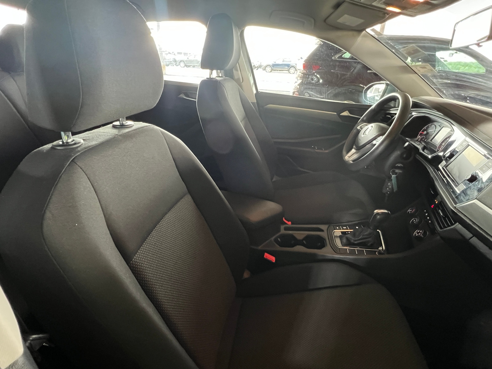 Thumbnail: 2019 Volkswagen Jetta - 2