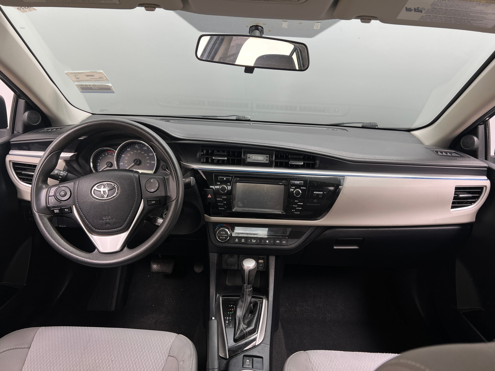 Thumbnail: 2016 Toyota Corolla - 3