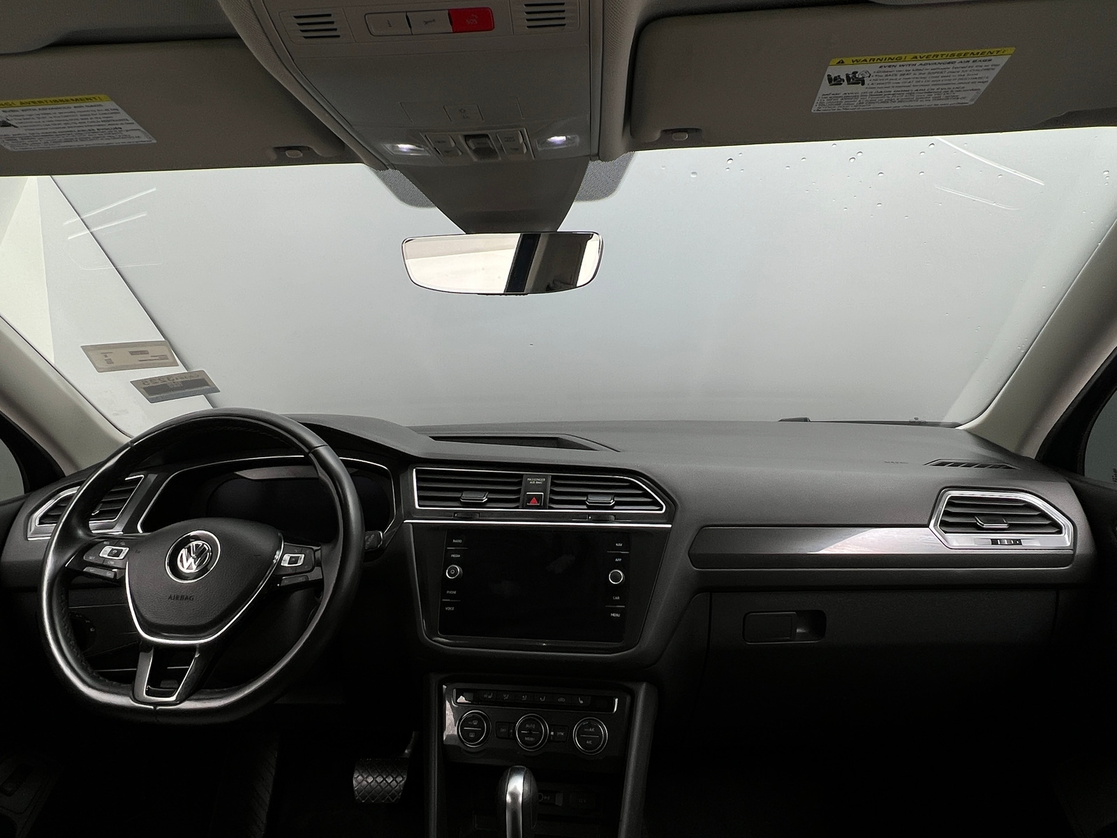 Thumbnail: 2018 Volkswagen Tiguan - 2