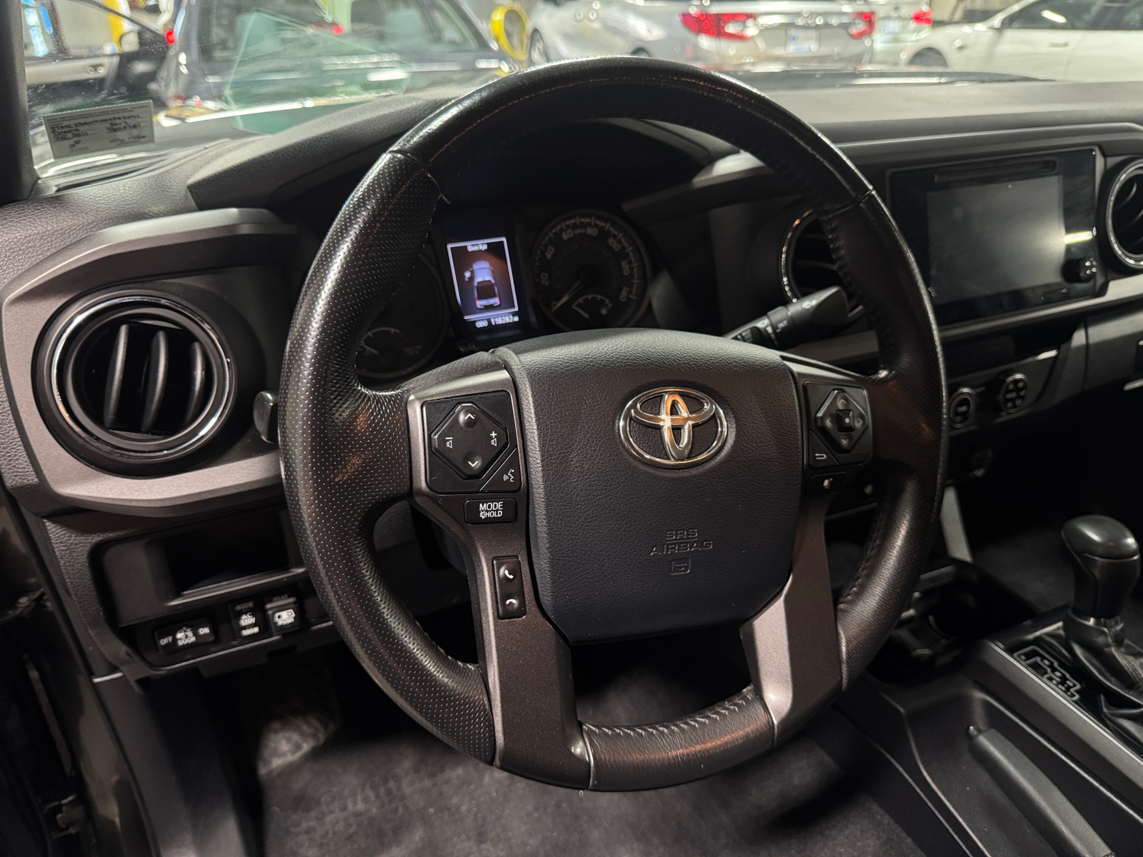 Thumbnail: 2017 Toyota Tacoma - 5