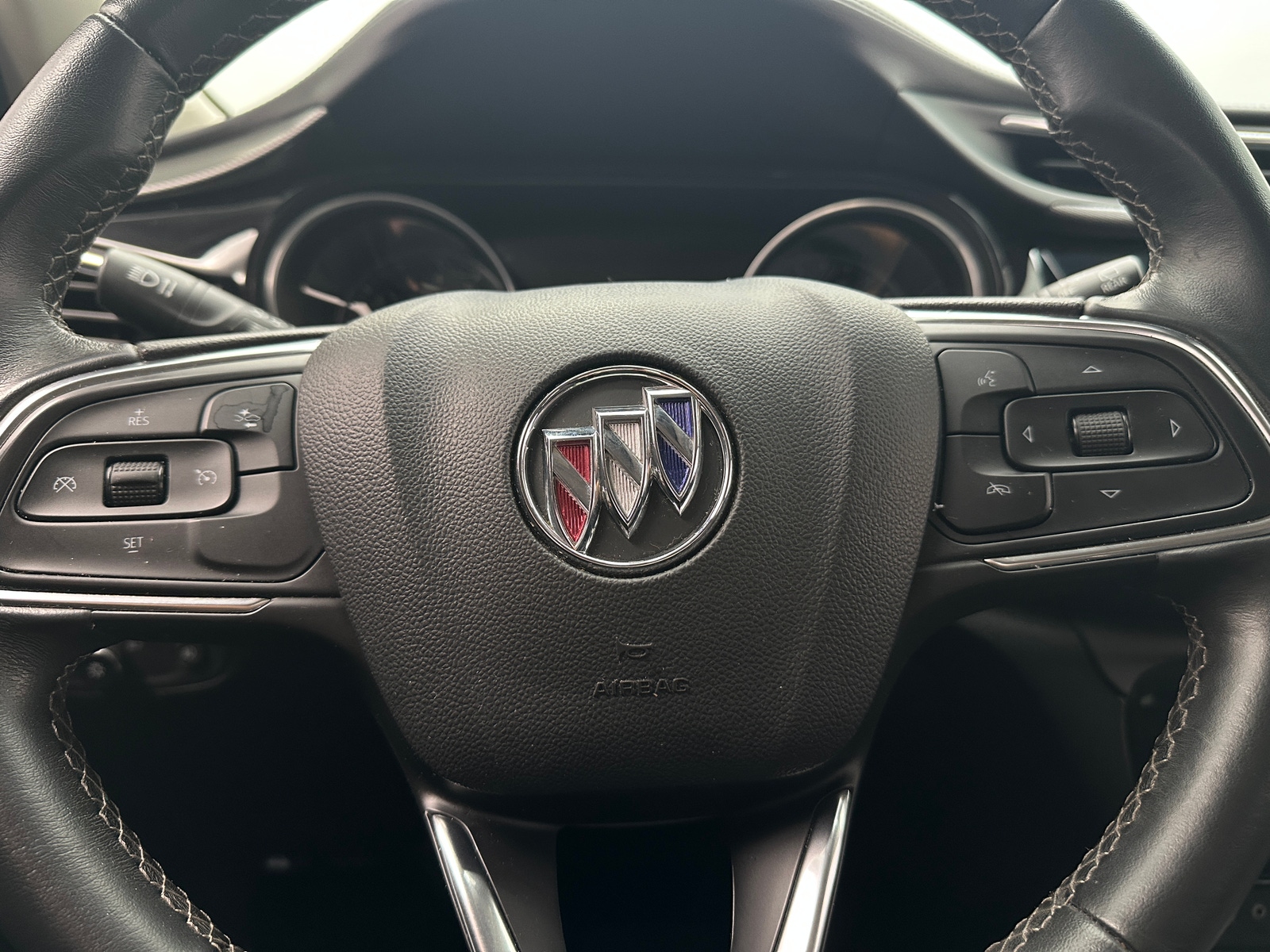 Thumbnail: 2022 Buick Encore GX - 5