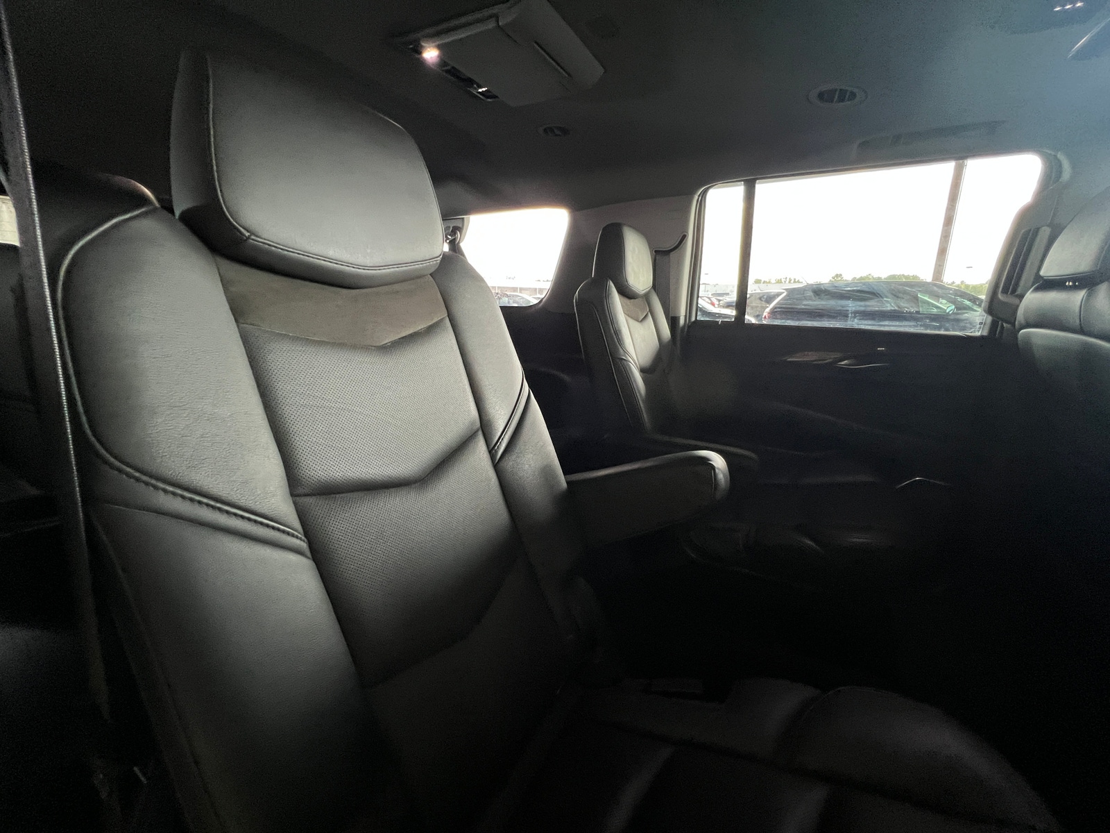 Thumbnail: 2016 Cadillac Escalade - 5