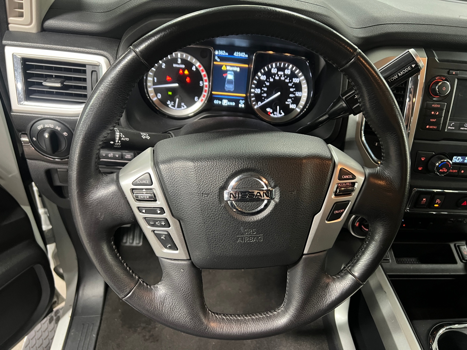 Thumbnail: 2019 Nissan Titan - 5