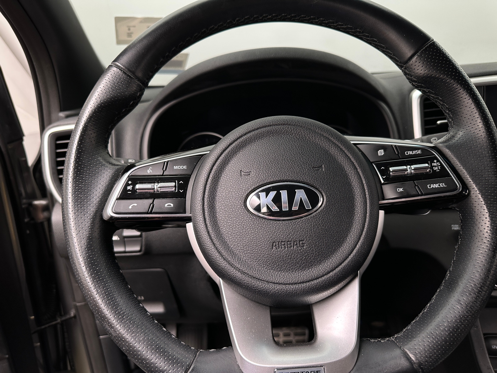 Thumbnail: 2022 Kia Sportage - 4