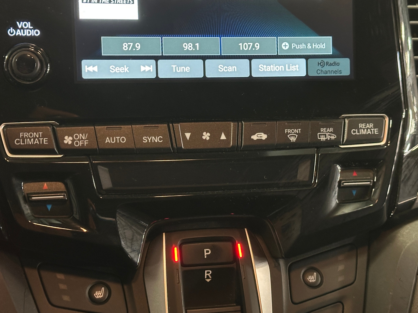 Thumbnail: 2019 Honda Odyssey - 4