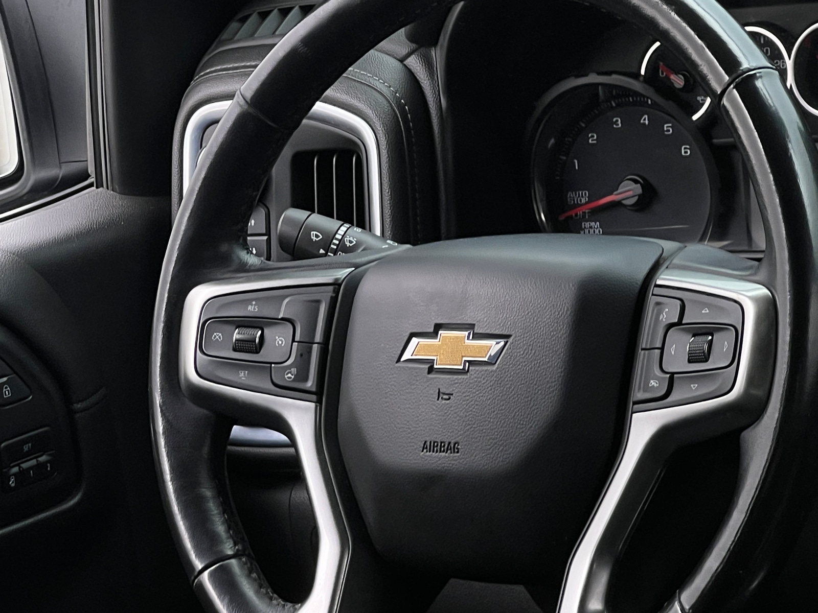 Thumbnail: 2021 Chevrolet Silverado 1500 - 4