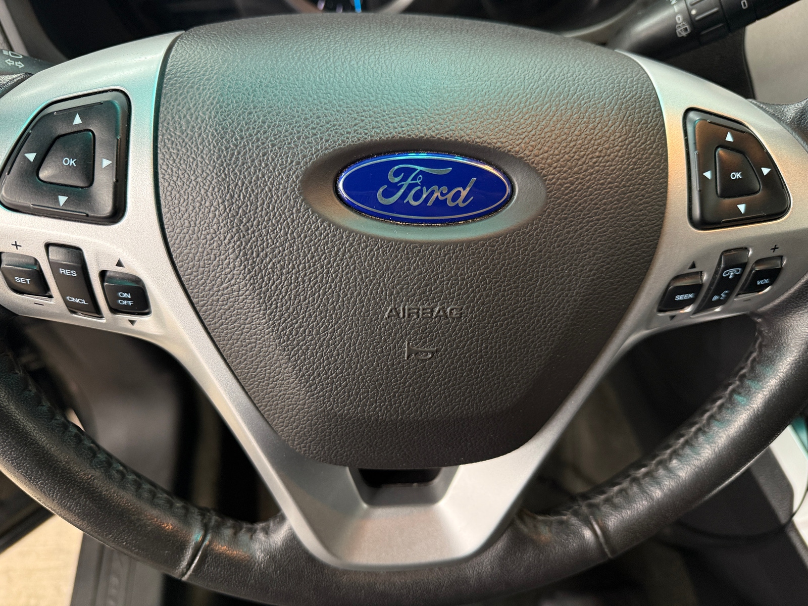Thumbnail: 2015 Ford Explorer - 4